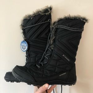 columbia snow boots (BARELY WORN)
